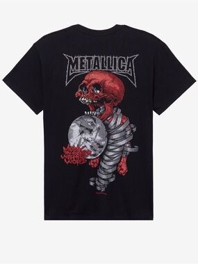 Hot Topic Metallica Black Tee with Red Skull Graphic